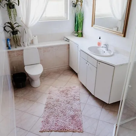 Dream - Gorgeous Two-level 3-bedroom 170m2