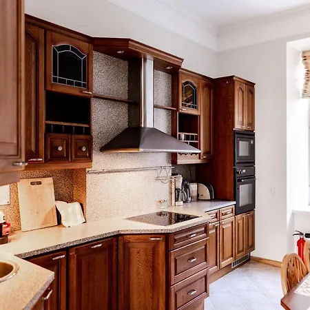 Dream - Gorgeous Two-level 3-bedroom 170m2