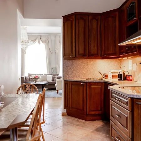 Апартаменти Dream - Gorgeous Two-level 3-bedroom 170m2 *